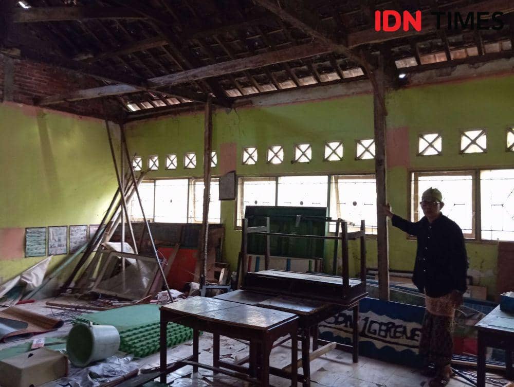 Bangunan SDN 1 Gereneng di Lotim Rusak, Guru dan Murid Was-was