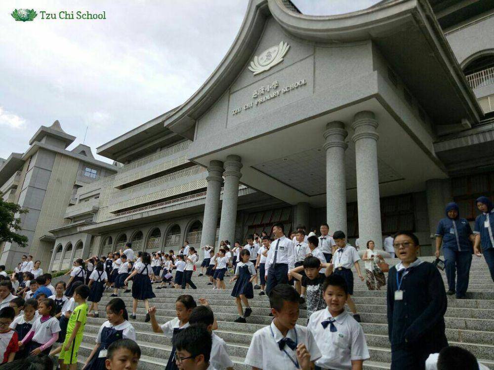 Tzu Chi School (facebook.com/Tzu Chi School Indonesia)