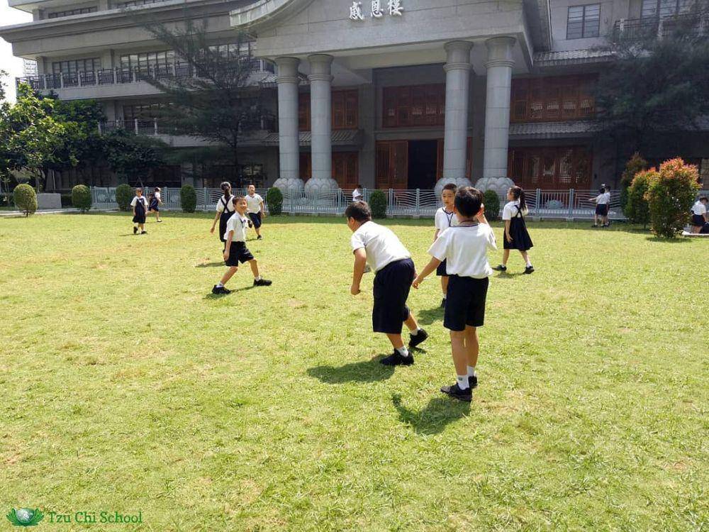 Tzu Chi School (facebook.com/Tzu Chi School Indonesia)