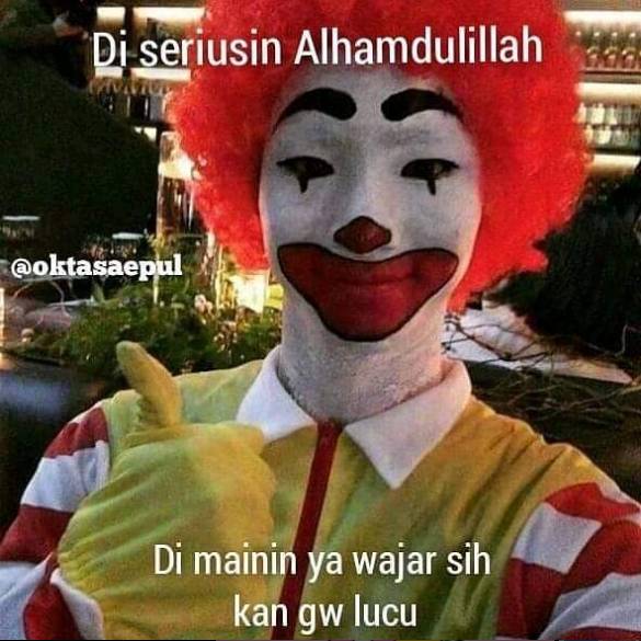 Meme ngebadut (instagram.com/folkmdn)