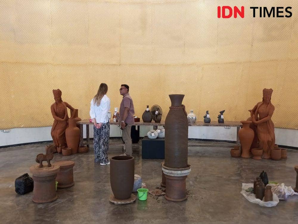 Koleksi kerajinan gerabah di Museumku Gerabah Timbul Raharjo.(IDN Times/Daruwaskita)