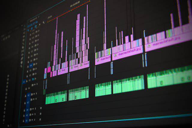 ilustrasi edit audio (mixing audio) (pexels.com/Pixabay)