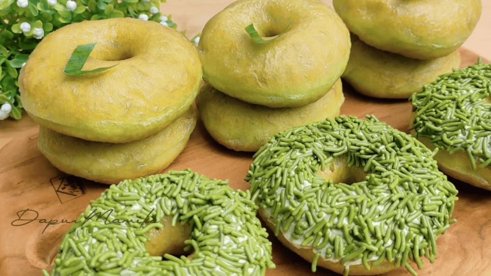 Resep Donat Pandan Santan yang Lembut dan Aromanya Harum