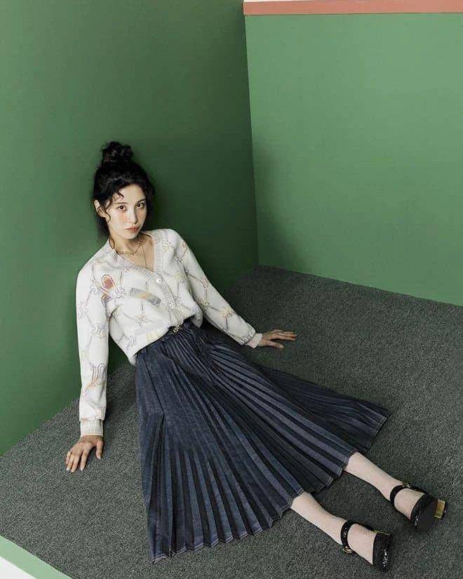 outfit casual smart ala Seohyun SNSD (instagram.com/@seojuhyun_s)