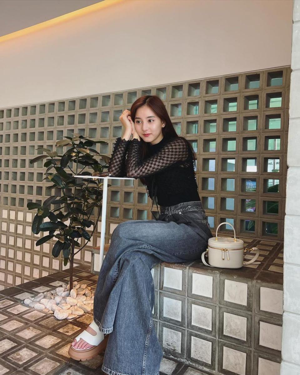 Yuko Araki (instagram.com/yuuuuukko_)