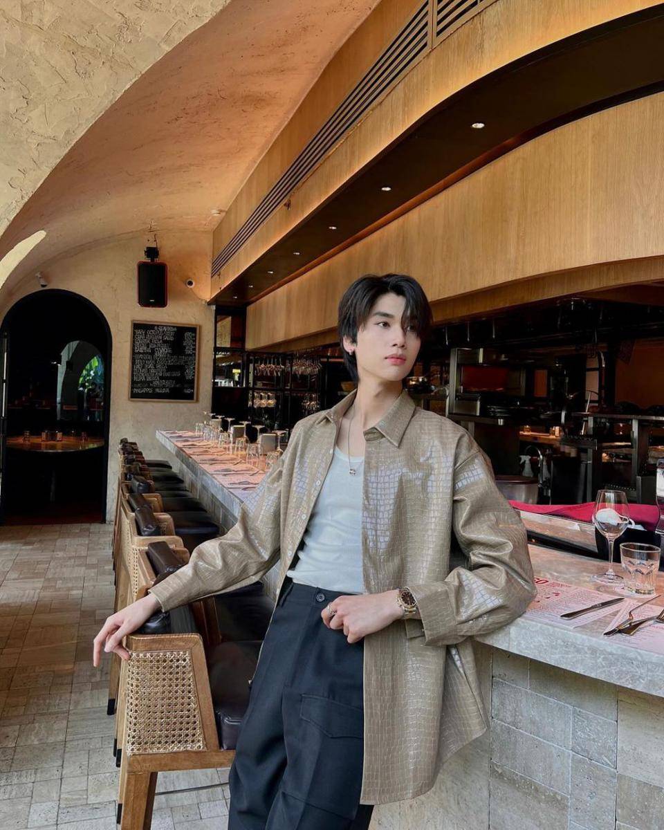 Dunk Natachai (instagram.com/dunknatachai)
