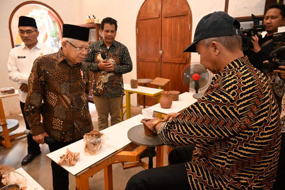 Ma'ruf Amin Sebut Kasongan Sentra Gerabah Terlengkap di Indonesia