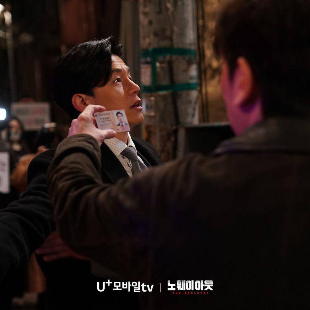 cuplikan drama No Way Out: The Roulette (instagram.com/xplusu.series)