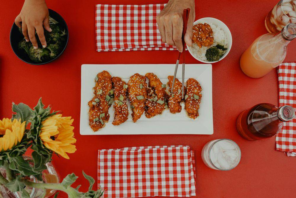 ilustrasi ayam yakiniku (unsplash.com/Tyson)