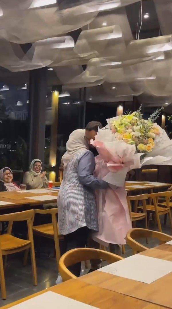 potret ulang tahun istri Anies Baswedan (instagram.com/fery.farhati)