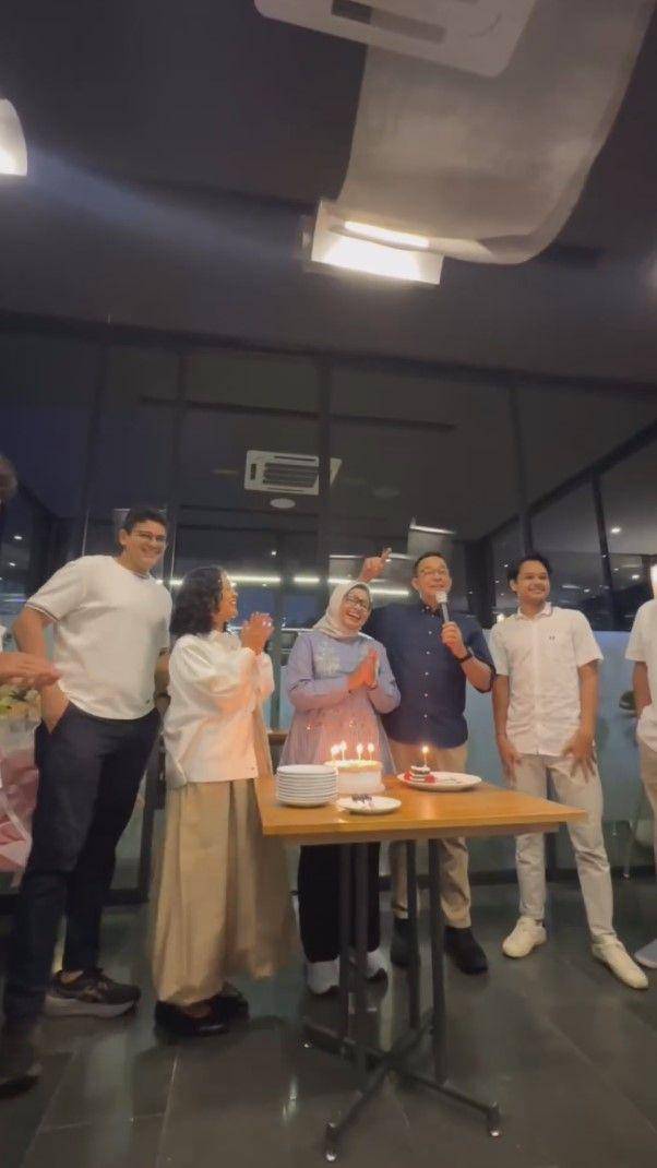 potret ulang tahun istri Anies Baswedan (instagram.com/fery.farhati)