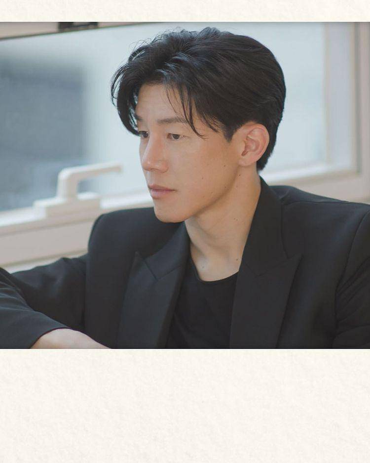 potret Kim Mu Yeol (instagram.com/m00ut)