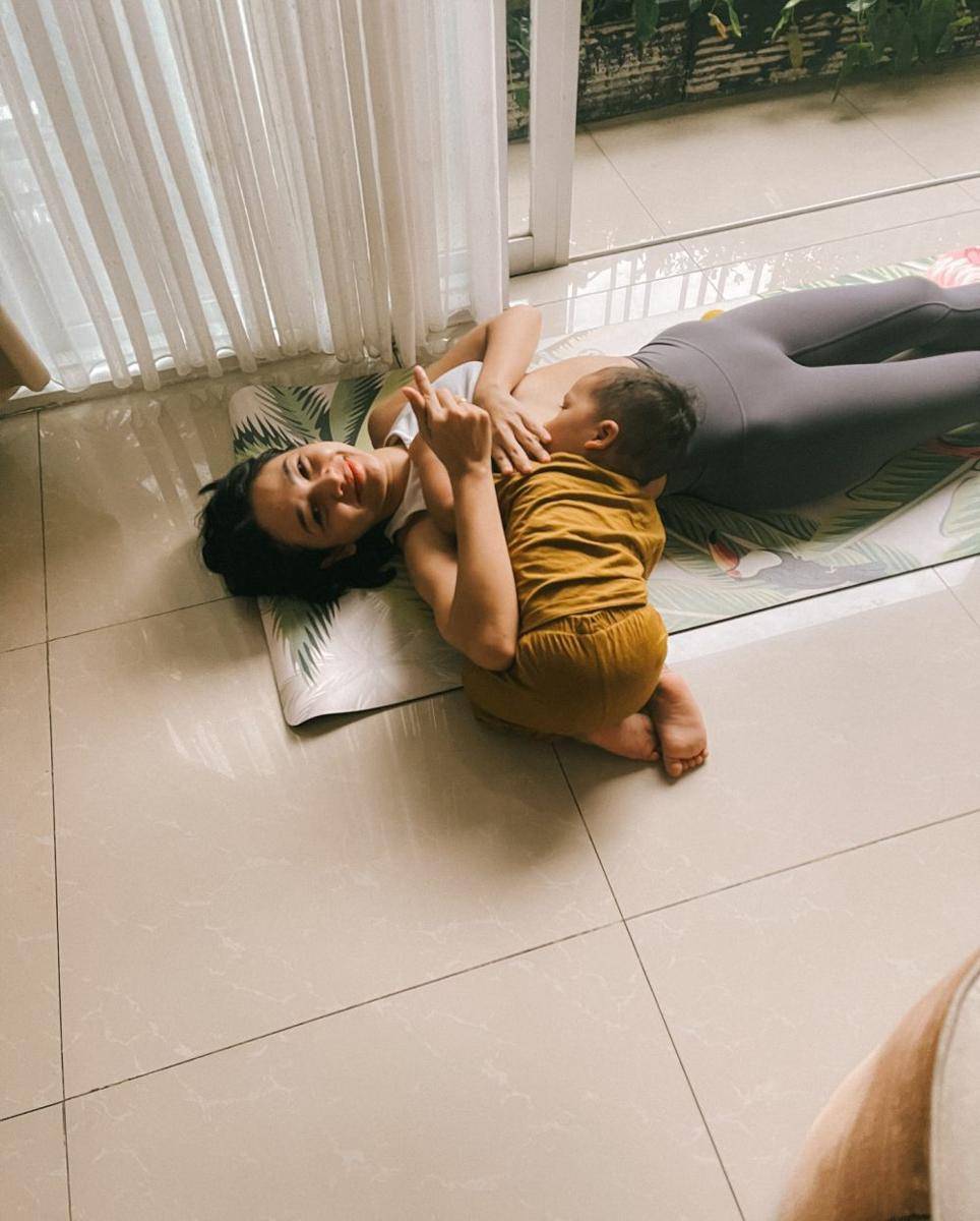 potret Andien Aisyah kenang saat menyusui sang anak (instagram.com/andienaisyah)