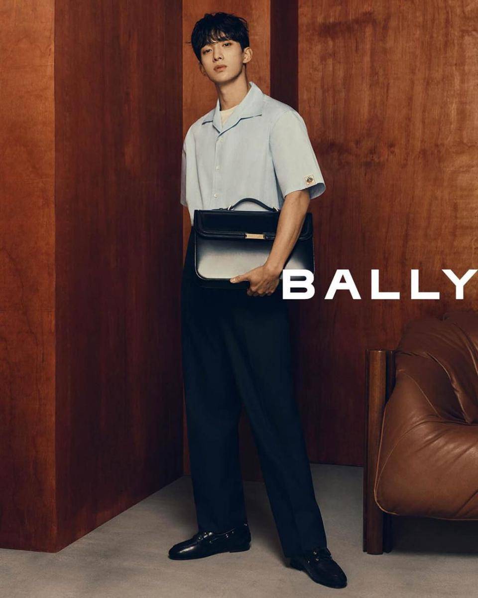 DK SEVENTEEN untuk Bally