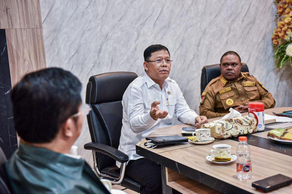 Sambangi Papua Barat, Mardiono Soroti Potensi SDA Manokwari
