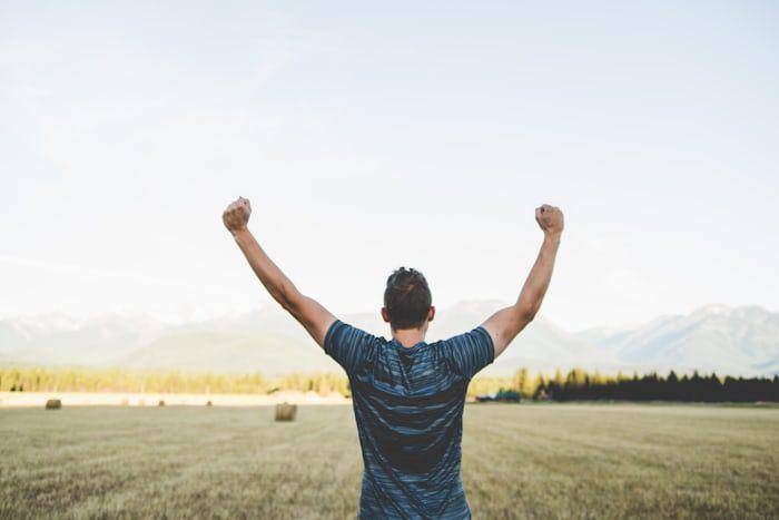 ilustrasi bersemangat (unsplash.com/Japheth Mast)