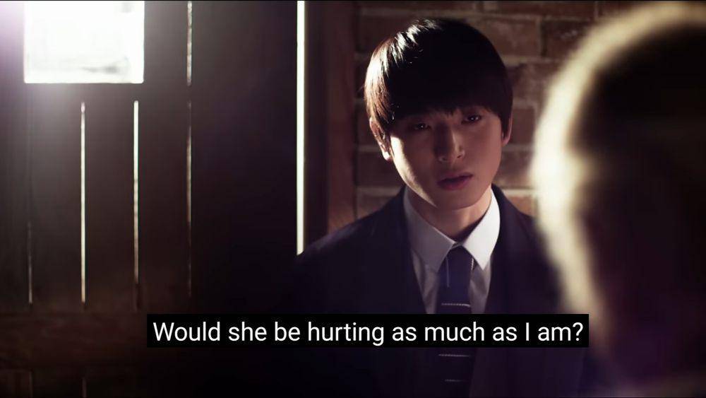 cuplikan MV "I Wonder If You Hurt Like Me" (youtube.com/2am)