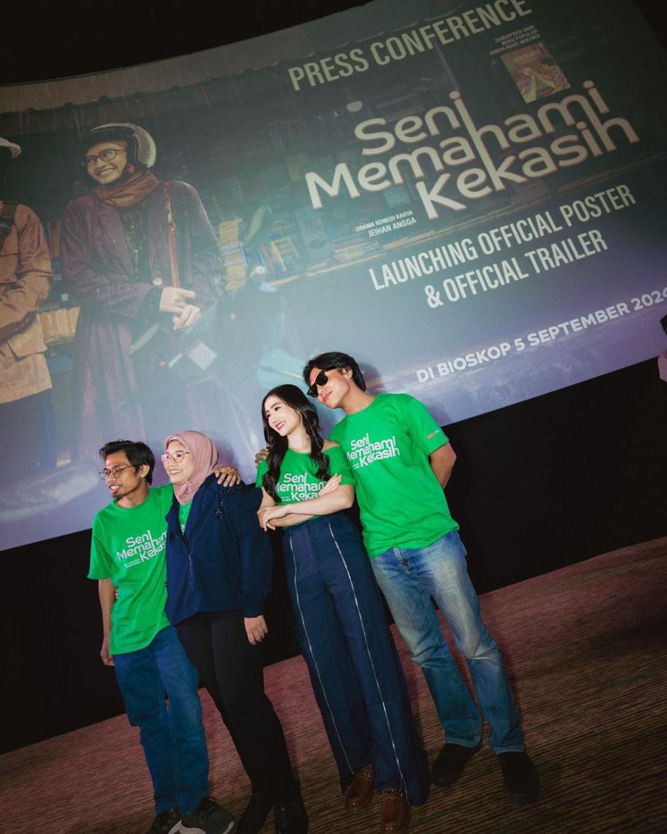 Febby di press conference film Seni Memahami Kekasih (instagram.com/febbyrastanty/)