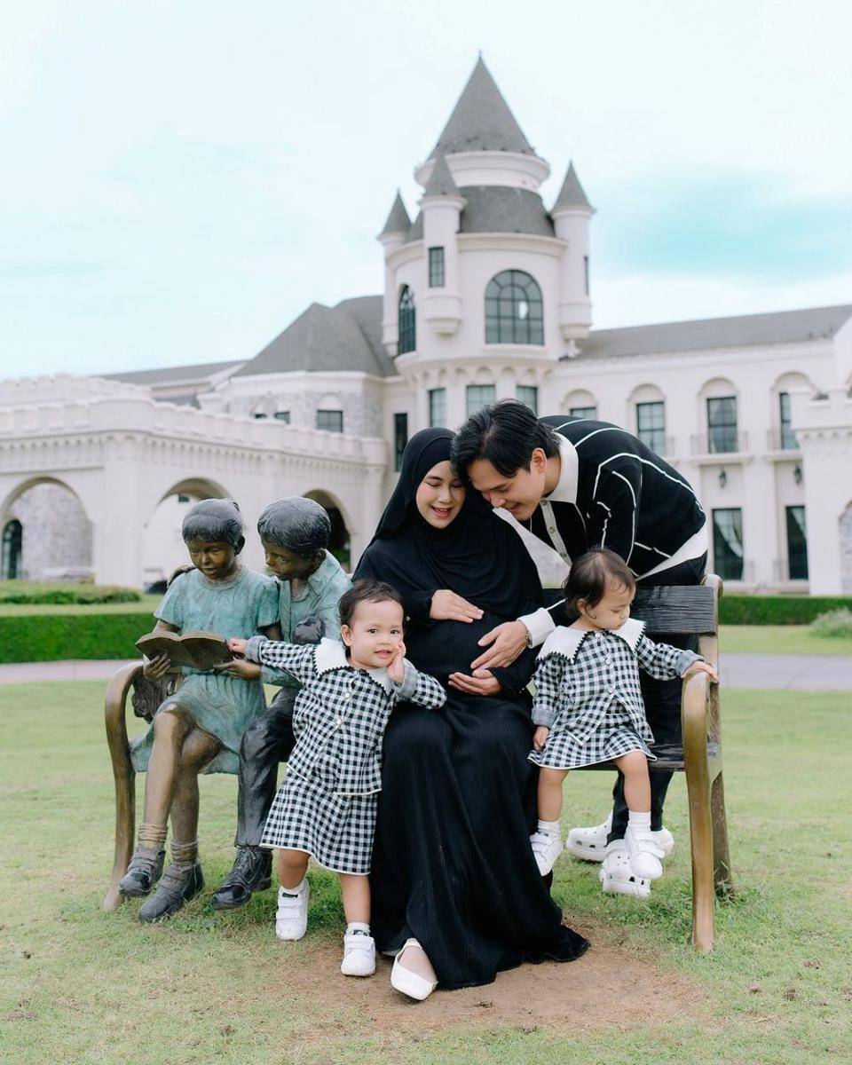 Potret Anisa Rahma Pamer Baby bumb di Thailand (Instagram.com/anisarahma_12)