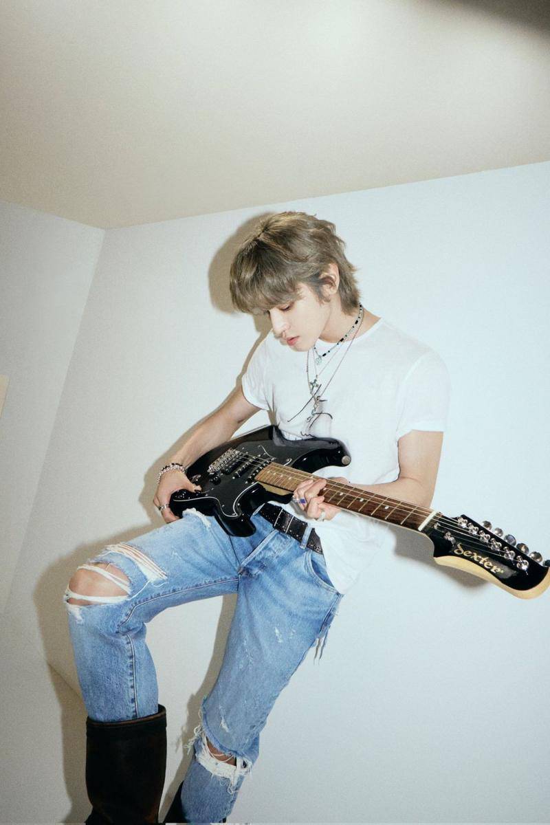 Taeyong (x.com/NCTsmtown)