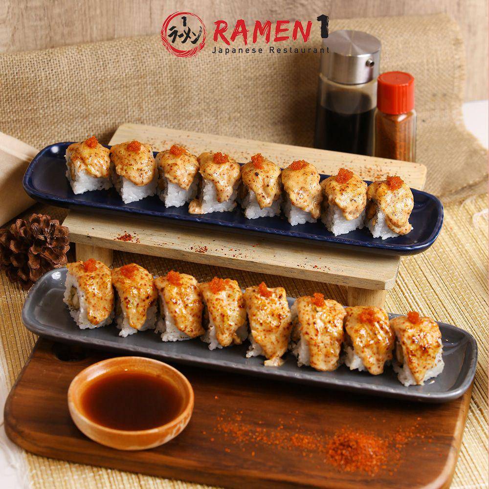 Menu Sushi Roll di Ramen1 Indonesia (instagram.com/ramen1indonesia)