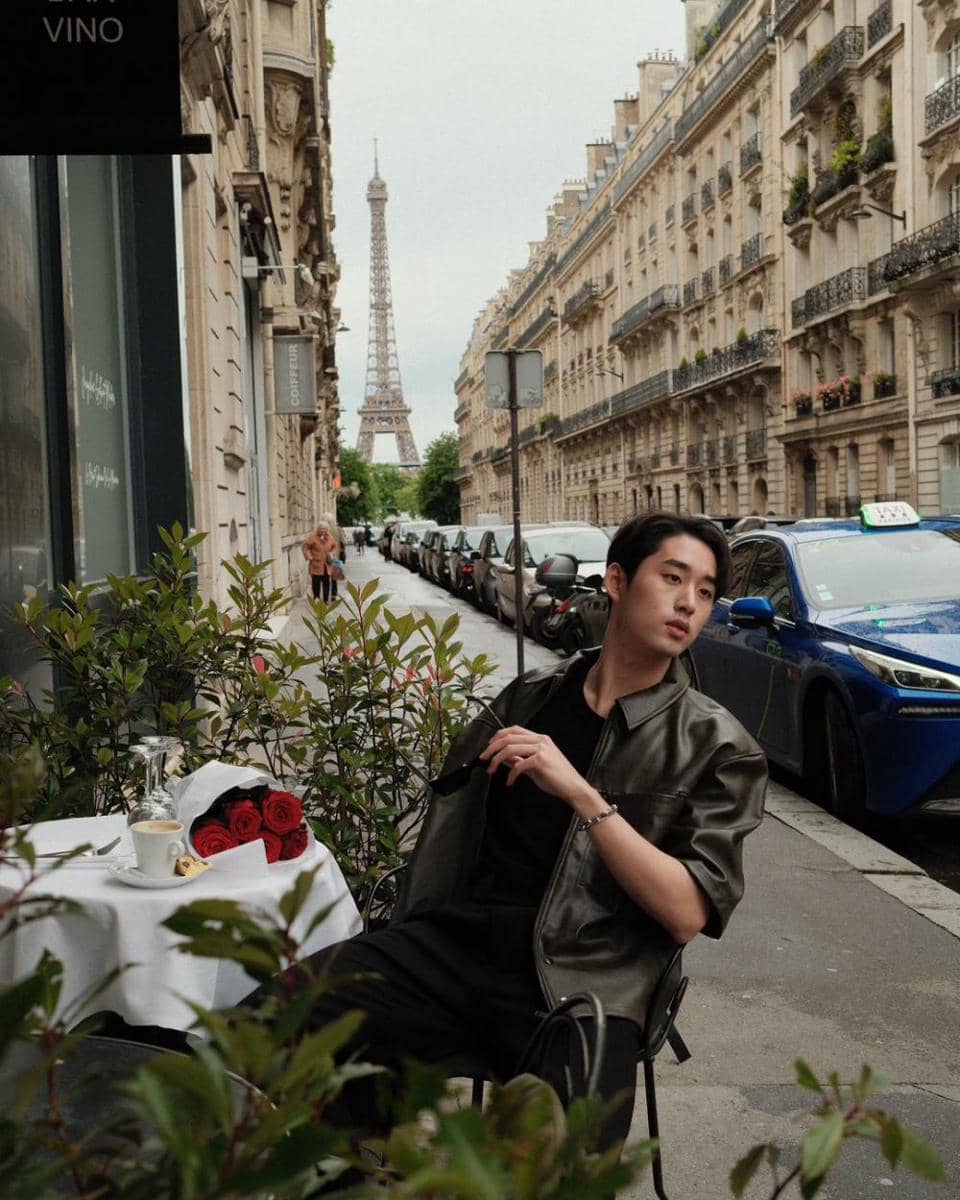 potret outfit traveling ala Est Supha (instagram.com/est_rvp)