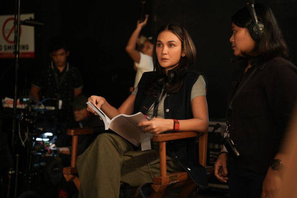 potret Luna Maya jadi sutradara (instagram.com/lunamaya)