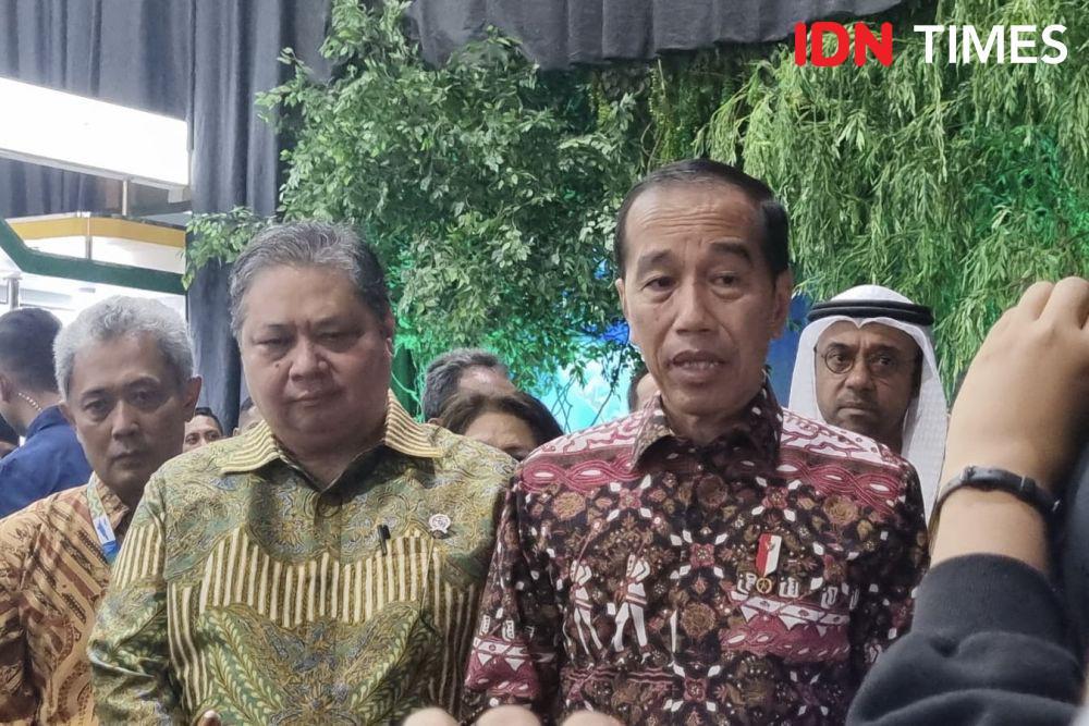 Presiden Jokowi di acara penyerahan SK TORA dan Peninjauan Expo Festival LIKE 2 Jakarta Convention Center (IDN Times/Ilman Nafi'an)