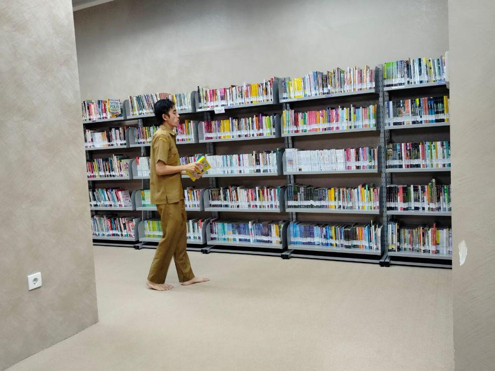 Buku Sastra, Seni, Olahraga dan Agama, Bacaan Favorit Warga Purwakarta