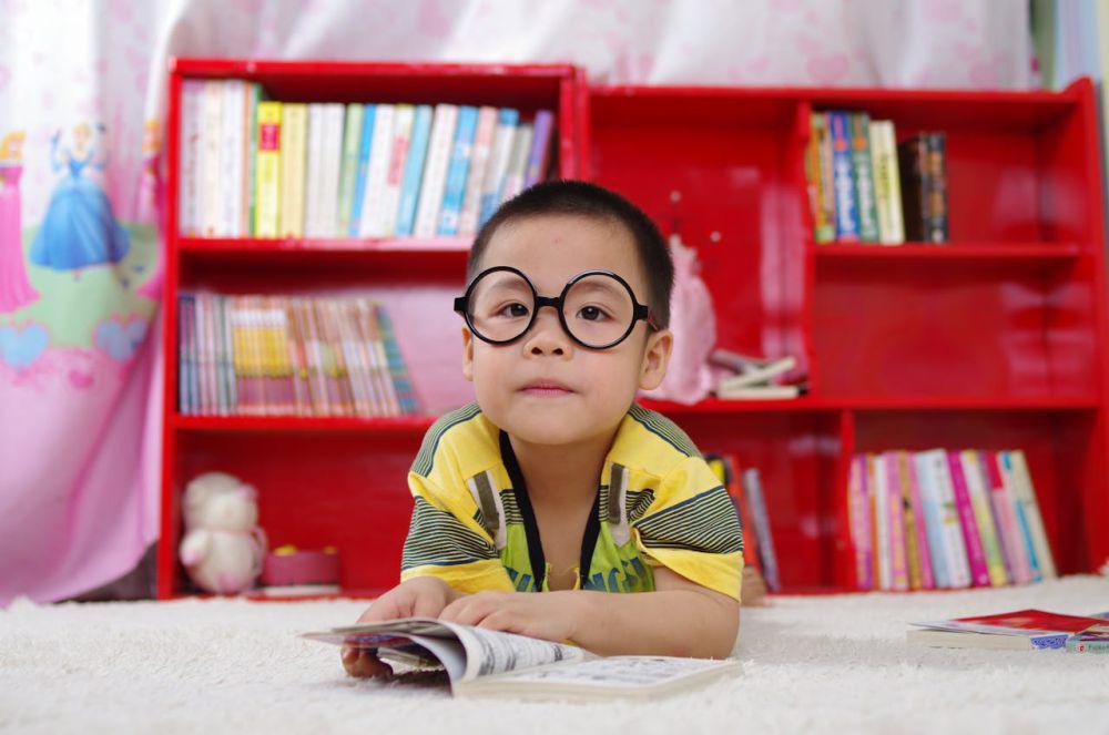 ilustrasi belajar di perpustakaan (pexels.com/Pixabay)