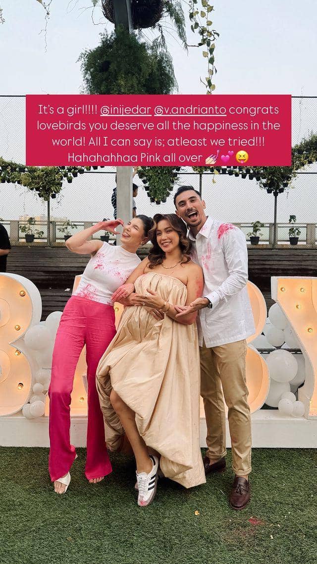 artis di gender reveal Jessica Iskandar (Instagram.com/mikailapatritz)