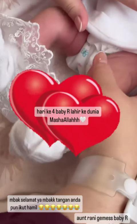 Aisyahrani dampingi Syahrini (Instagram.com/syh55)