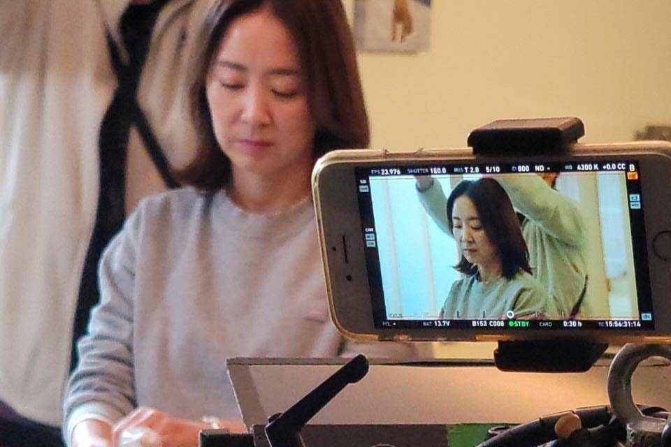 Yun Yoo Sun di balik layar drama Bad Memory Eraser (instagram.com/yusun_17)