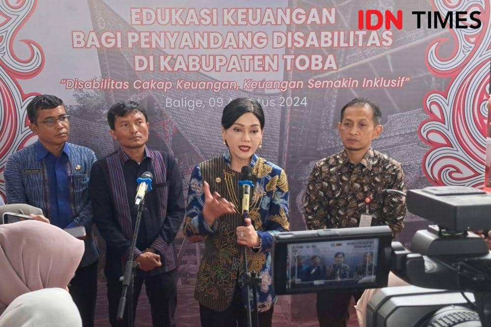 Kepala Eksekutif Pengawas Perilaku Usaha Jasa Keuangan, Edukasi, dan Perlindungan Konsumen OJK, Friderica Widyasari Dewi. (IDN Times/Trio Hamdani)