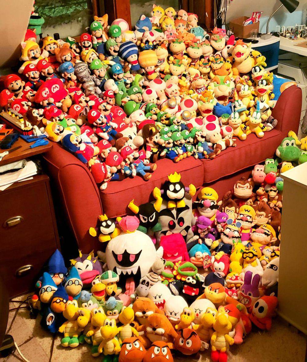 potret koleksi boneka Mario Bros. (reddit.com/user/TheSexyCheeseGrader)