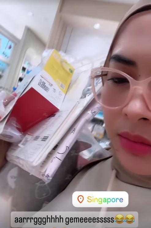 Aisyahrani dampingi Syahrini (Instagram.com/syh55)