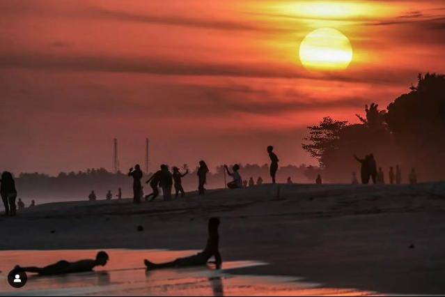 Senja di Pantai Mandiri (Instagram/pantaimandiri)