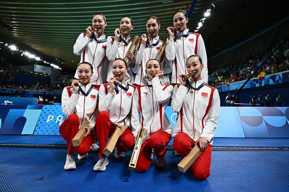 China mendapat medali emas pertama mereka di cabor akuatik Olimpiade 2024. (instagram.com/world_aquatics)