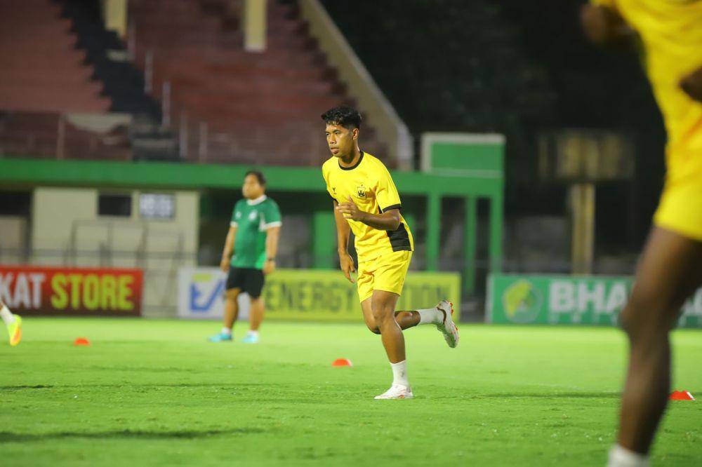 Pesepakbola Sandy Ferizal perkuat skuat PSIS Semarang. (dok. PSIS)
