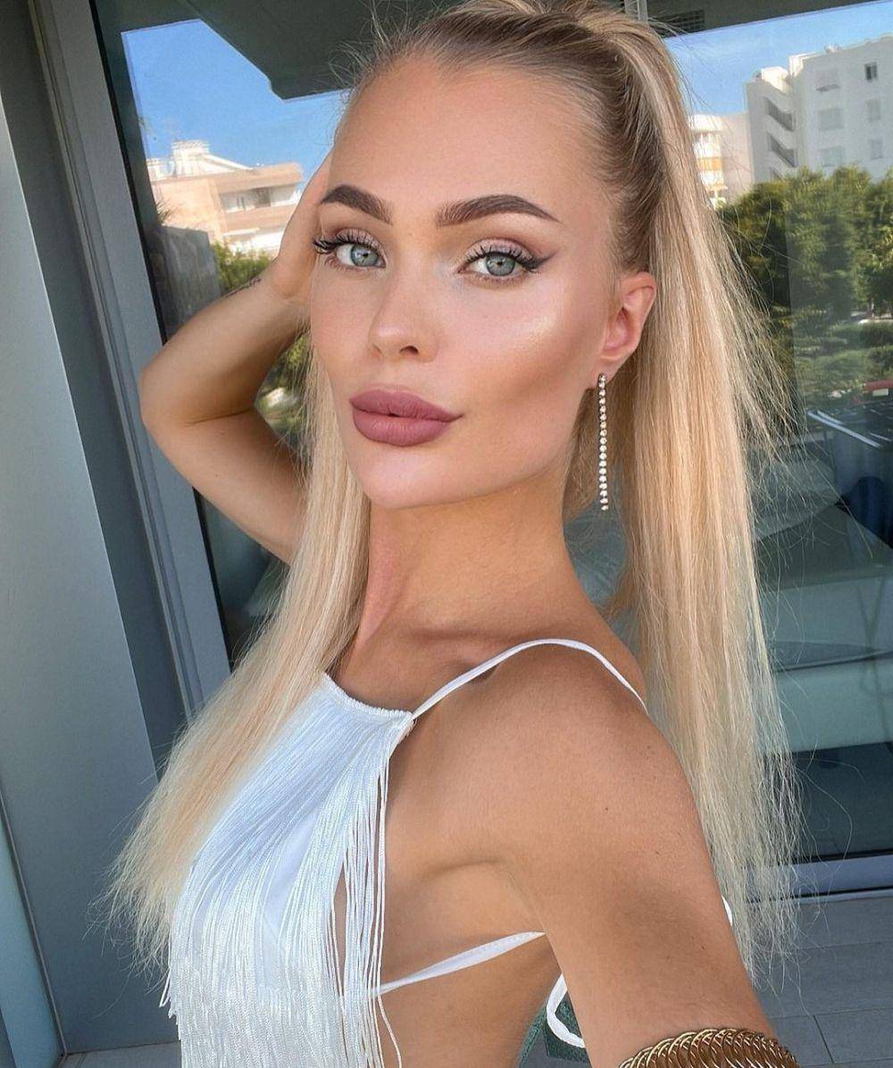 Pia Theissen (instagram.com/purepiaaa)