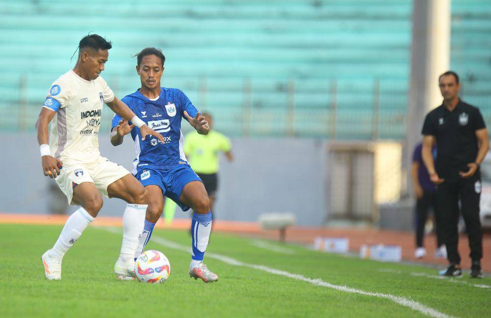 Pertandingan PSIS Semarang melawan Persita Tangerang di Liga 1 2024/2025 di Stadion Moch Soebroto Magelang, Minggu (11/8/2024). (dok. PSIS)