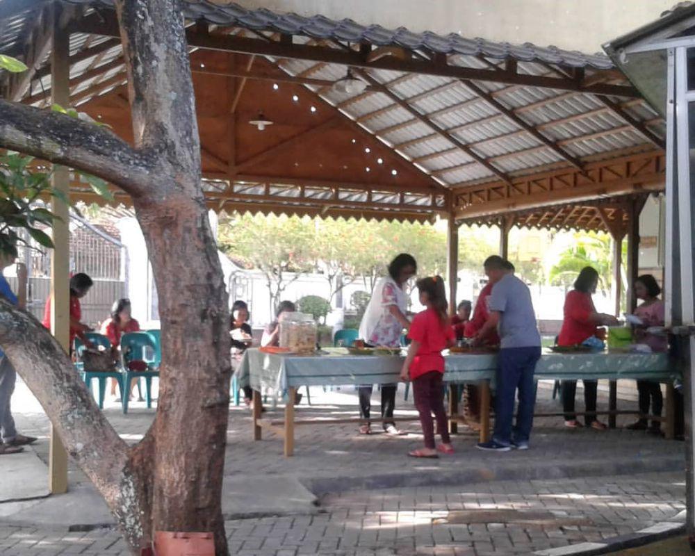 Area outdoor Griya Werdiningsih. (instagram.com/griyawerdiningsih)