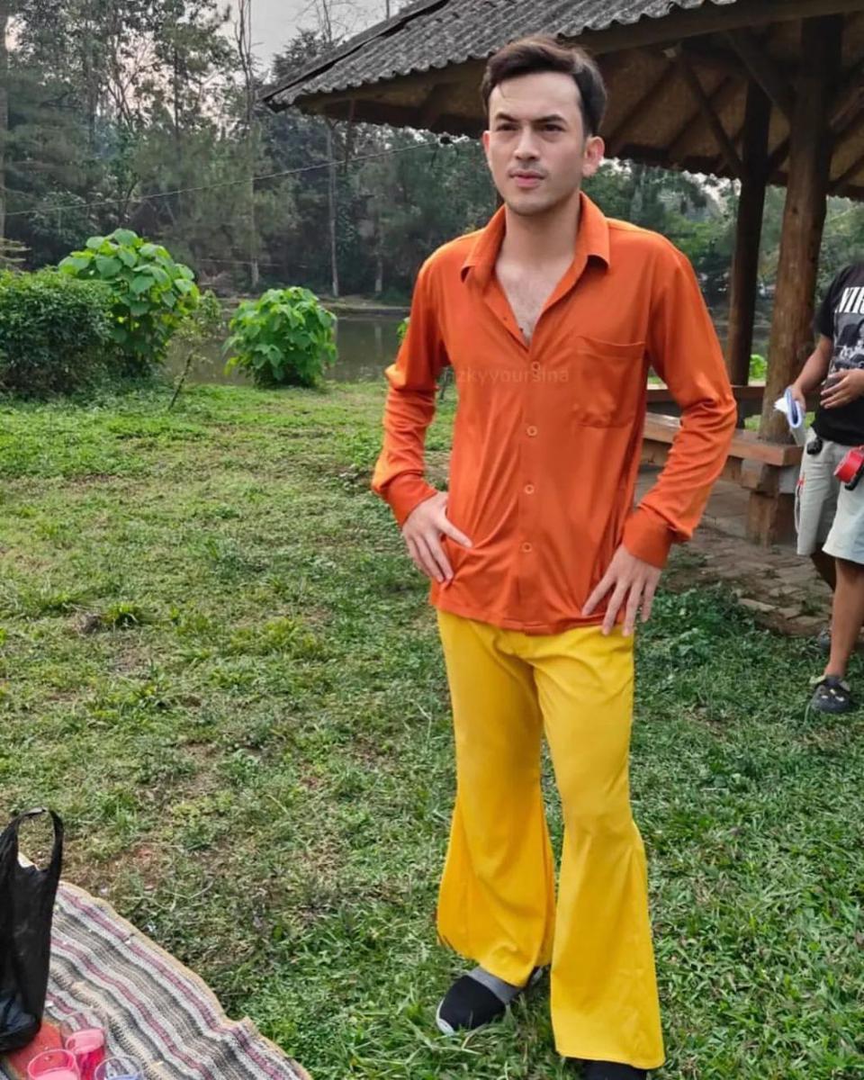 potret Rizky Nazar cosplay jadi penyanyi dangdut King Nassar (instagram.com/jakiyyah_i)