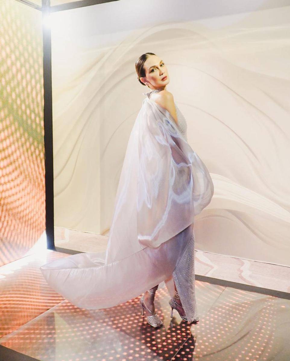 potret Luna Maya di event Masionmet (instagram.com/lunamaya)