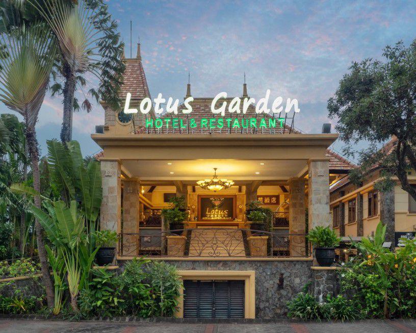 Tampak depan Lotus Garden Hotel and Restaurant. (website/https://www.waringinhospitality.com)