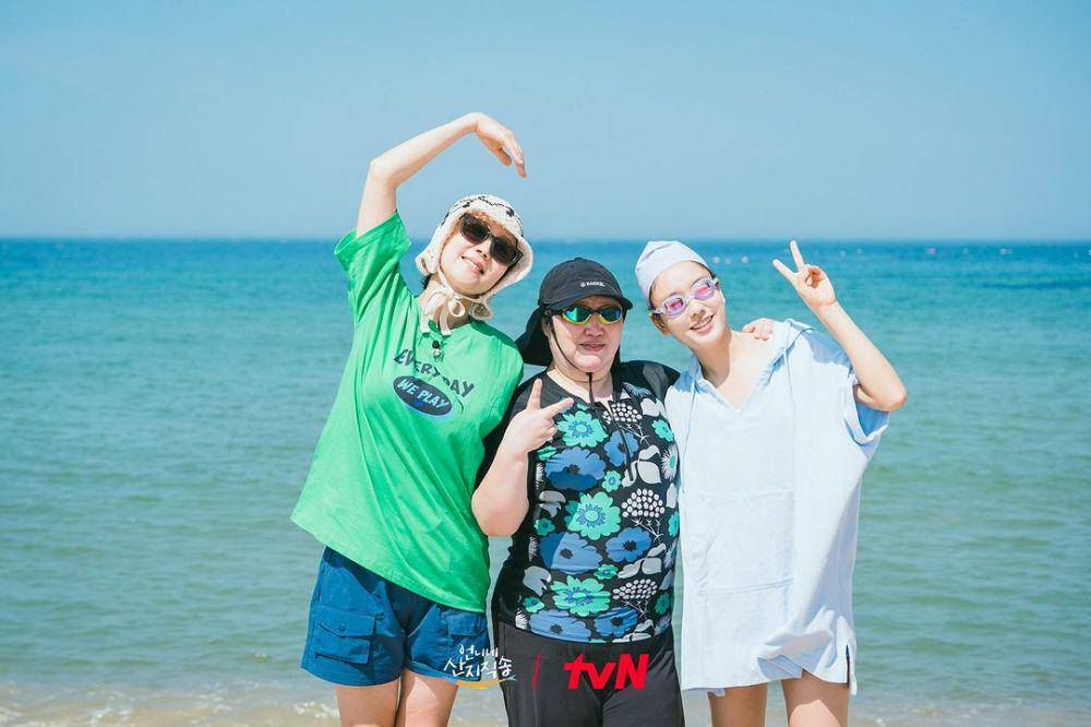 still cuts Fresh off the Sea (instagram.com/tvn_joy)