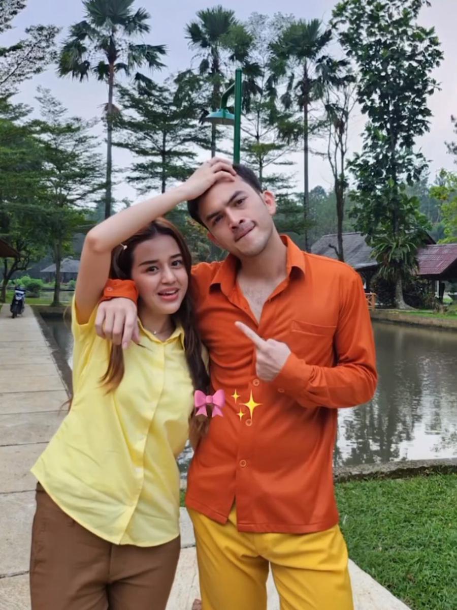 potret Rizky Nazar cosplay jadi penyanyi dangdut King Nassar (instagram.com/jakiyyah_i)