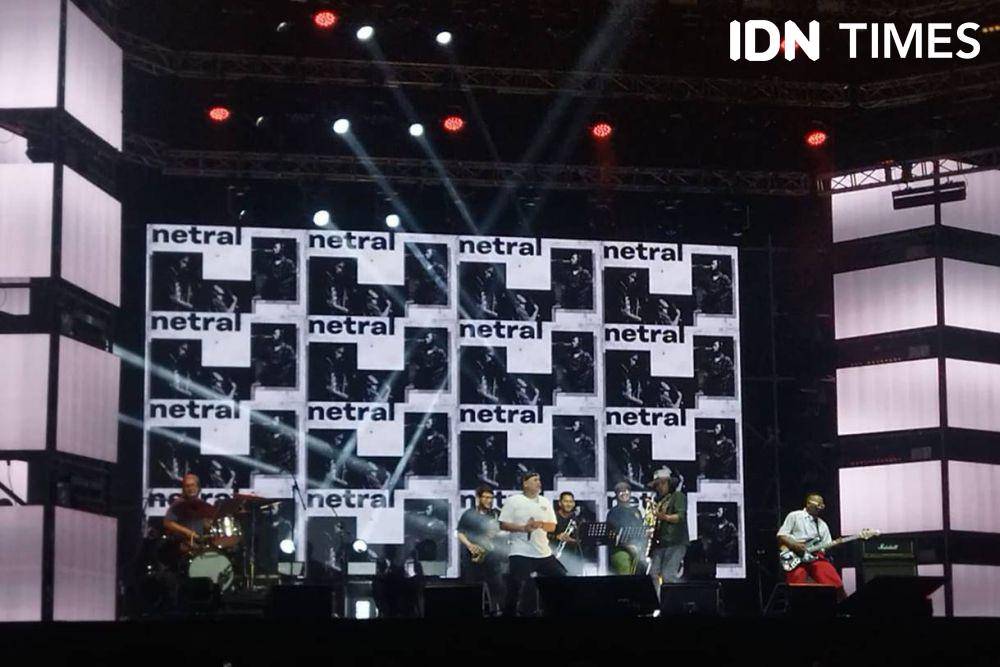 Netral 92 ft. Gugun Blues Shelter di 90s Festival (dok. IDN Times/Shandy Pradana)