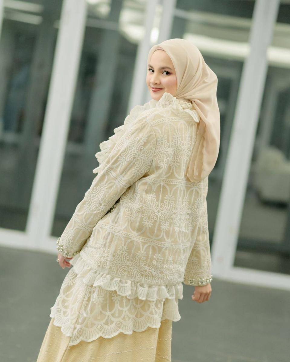 momen Sabrina Anggraini runaway di catwalk (instagram.com/sabrinaanggraini)