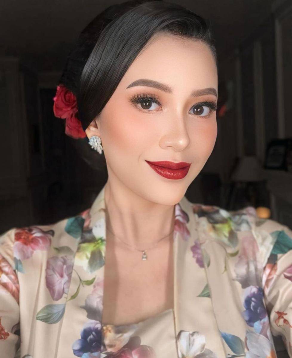 Gaya Tamu di Tasyakuran dan Tingkeban Erina Gudono. (instagram.com/angeliarzky)